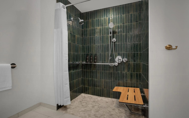 Bellasera Hotel & Suites Paso Robles, Tapestry by Hilton