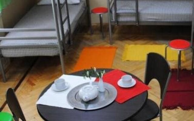 Domino Hostel