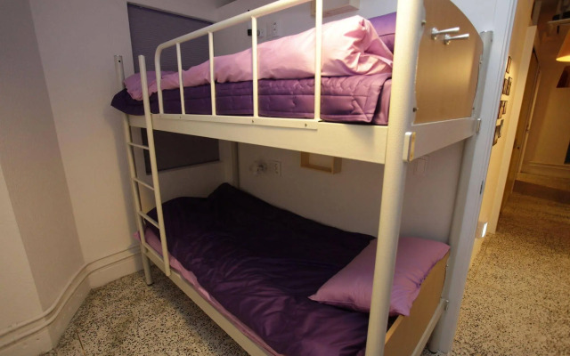 Sum Guesthouse Busan Station