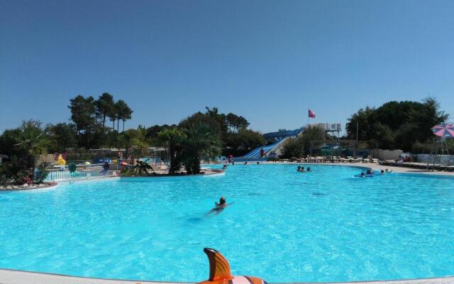 MOBIL HOME 43 dans Camping 4 Etoiles