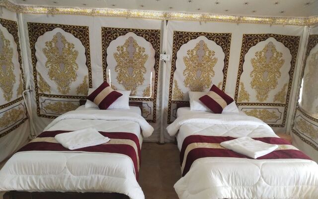 Exotic Luxury Camps