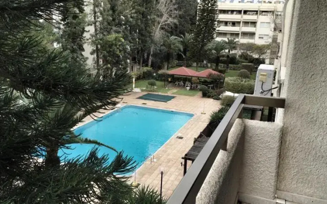Deana Beach Apartments