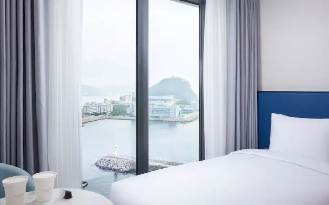 Citadines Connect Hotel Hari Busan