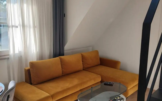 S.I. House