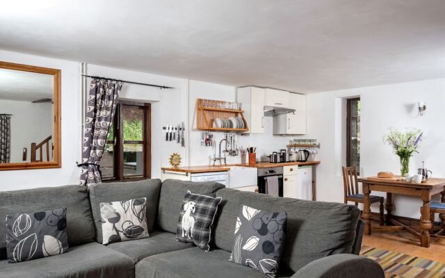 A Lovely old Stone Barn Between Talgarth and Crickhowell