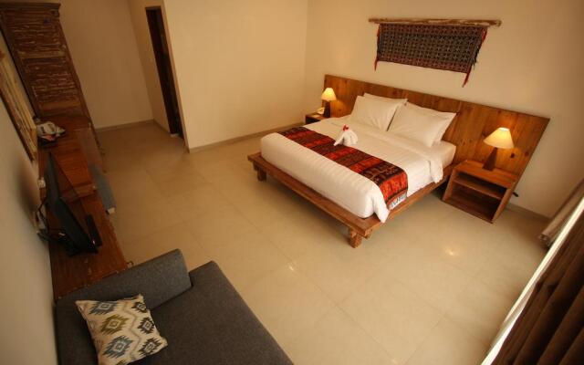 Mina Pelasa Hotel and Resto