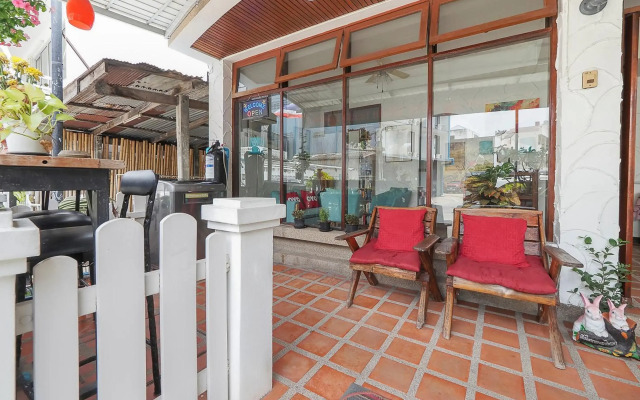 Tongmee Guest House