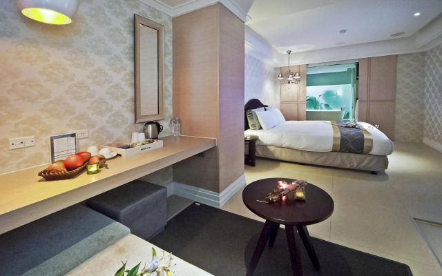 Herz Hotel