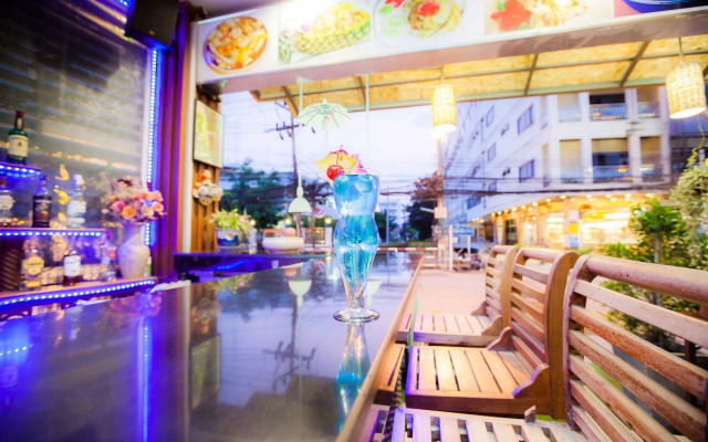 Pipikuku Hotel & Restaurant