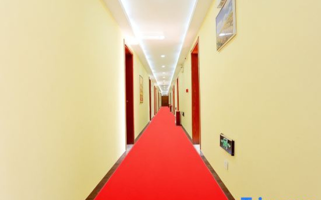 Shijiazhuang Yiyou Express Hotel (Youyi South Street Hebei Province Letters and Calls Bureau Branch)