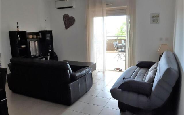 Superbe appartement avec parking privé, proche commerces et mer