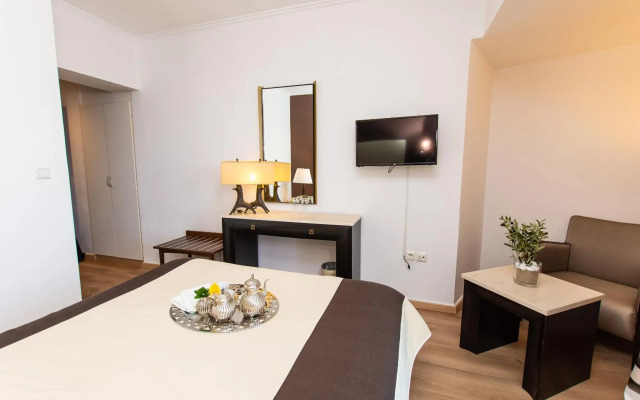 Mati Hotel