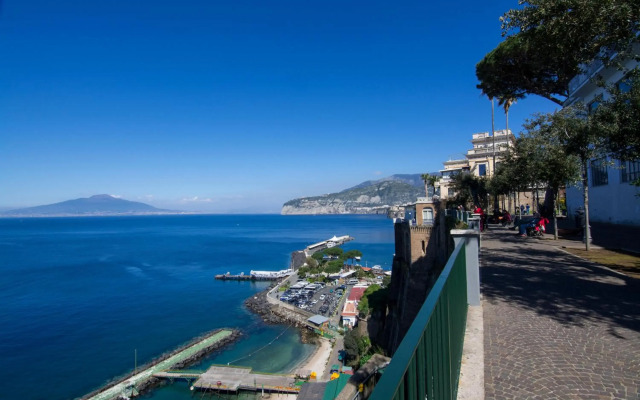 Hotel Leone