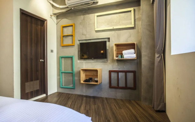 Taichung Loft Hostel - Yizhong