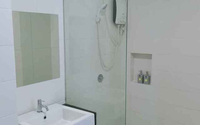 Sweet Home Love @ 1-5pax Trefoil Setia City
