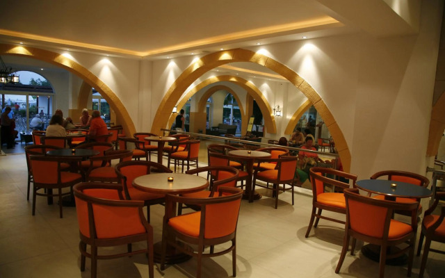 Sun Palace Hotel - All inclusive