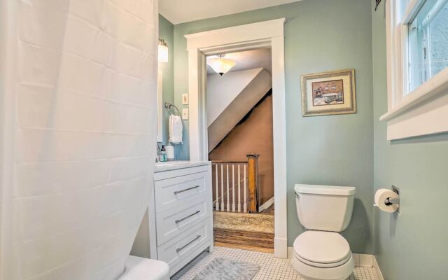 Elegant Charles Town Home: Grill, Walk Dtwn!