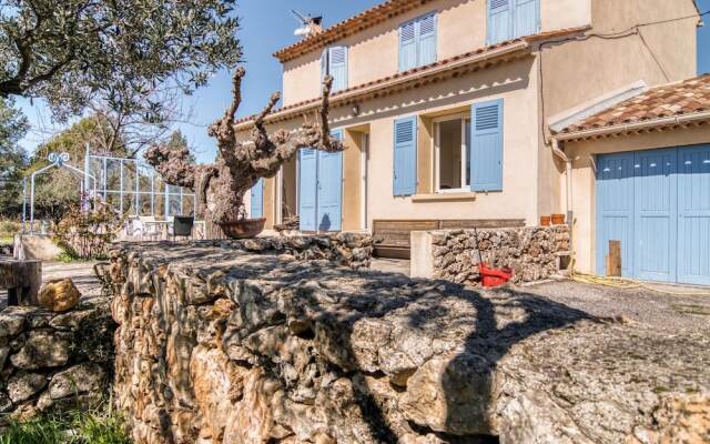 Secluded Holiday Home in Aups With Garden