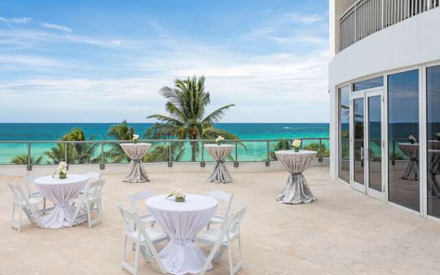 DoubleTree Resort & Spa by Hilton Ocean Point-N. Miami Beach