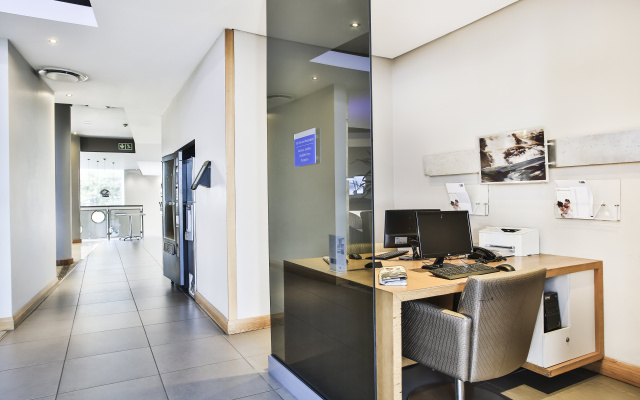 Holiday Inn Express Sandton Woodmead by IHG