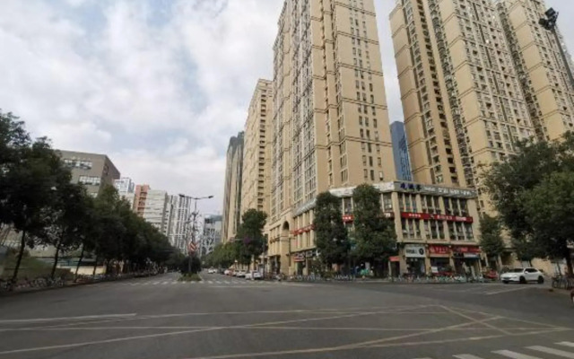 Fengqitong Boutique Hotel