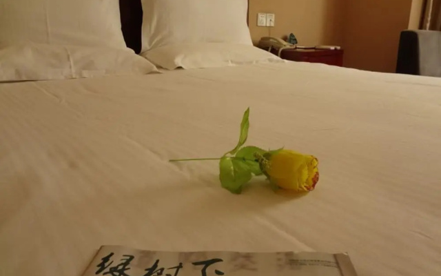 GreenTree Inn Zhenjiang Nanmenwai Street Shell Hotel