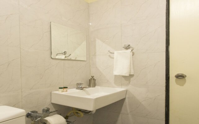 OYO 9196 Suyog Inn