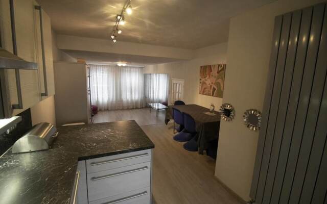 Luxe Appartement - Near Town Hall