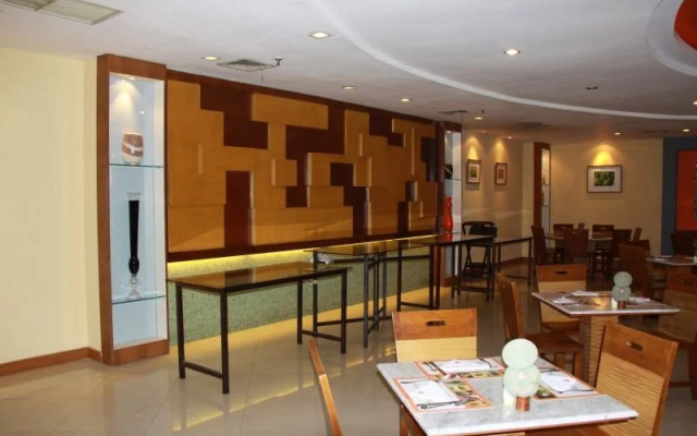 Horison Arcadia Mangga Dua
