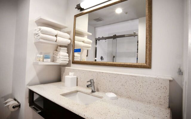 Hampton Inn & Suites Baltimore/Aberdeen