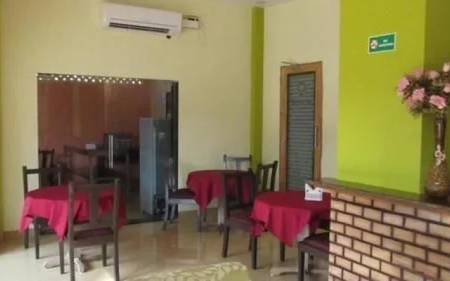 OYO 14532 Hotel Avisha Residency