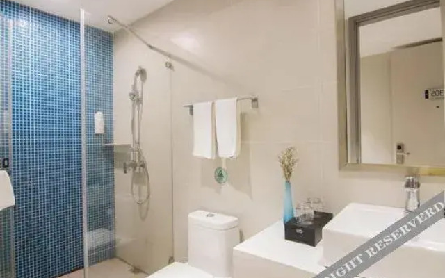 Homeinn Hotel (Yantai Xingfu Road Traditional Chinese Medicine Hospital)