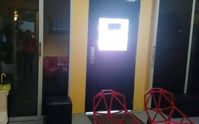 All Days Inn - Paya Lebar