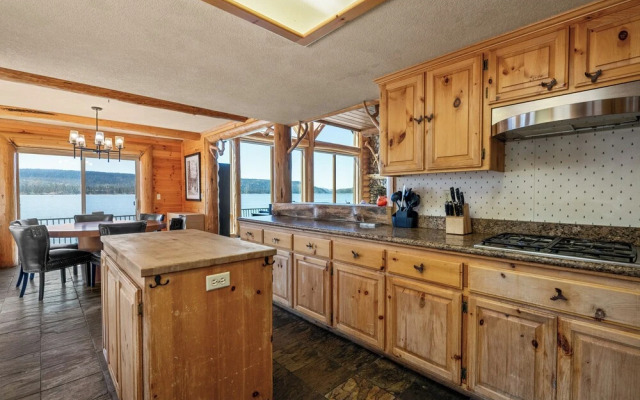 Northern Exposure Lakefront