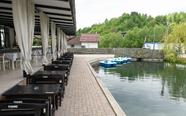 Complex Pescaresc Gura Repezii Borsa