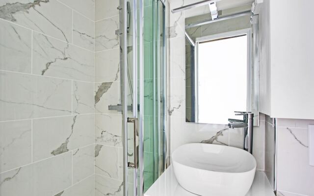 Pick a Flat's Apartment in le Marais - rue Vieille du Temple