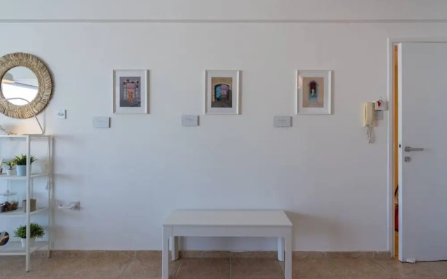 Chloris 3- Bedroom Apartment in Larnaca