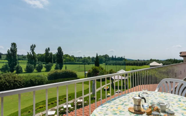 Modern Salo Flat With Pool