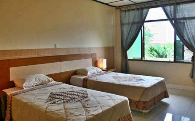 OYO 3923 Villa Puri Royan