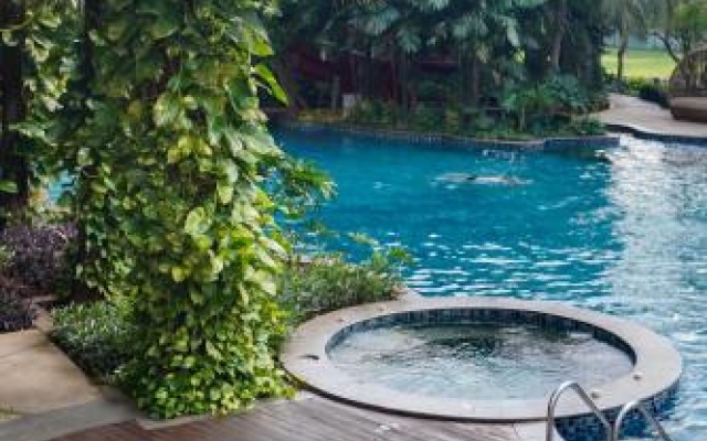 The Mansion At Dukuh Golf Kemayoran Apartment Tower Bellavista 1 – Pool – Jakarta