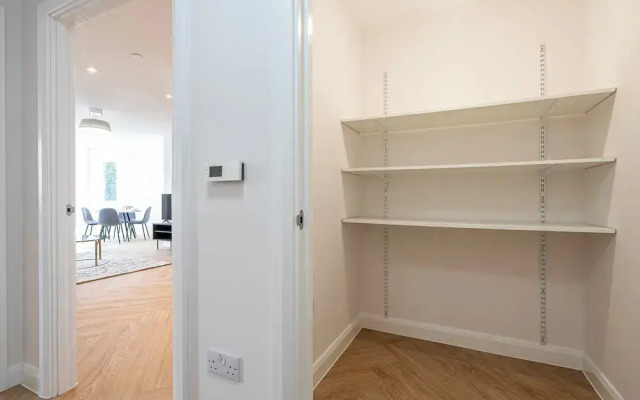 Quiet Luxe Escape 65s Only