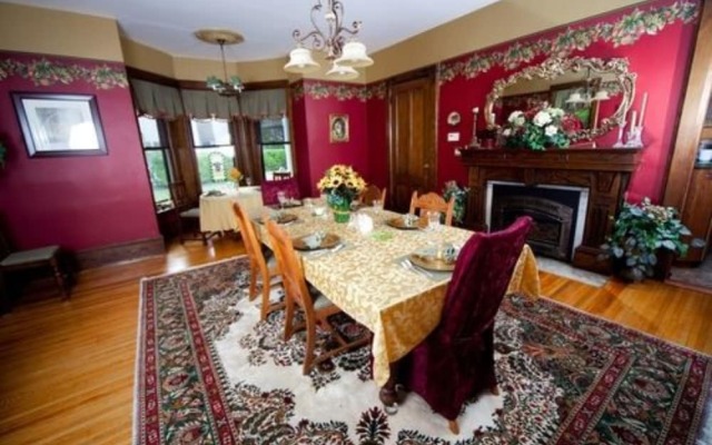 1840 Inn On The Main