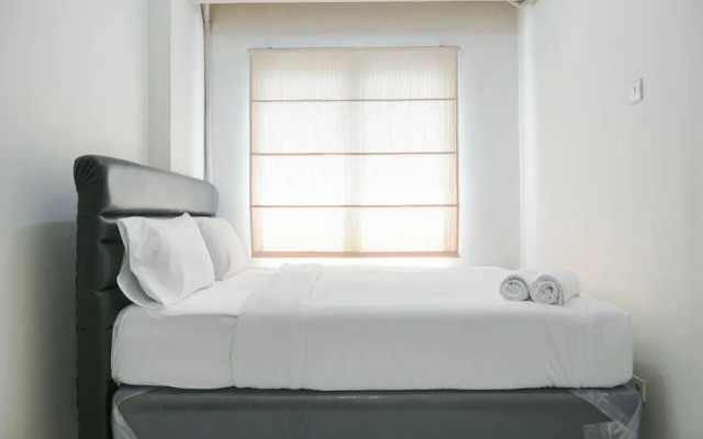 Comfortable And Combined 3Br At City Park Apartment