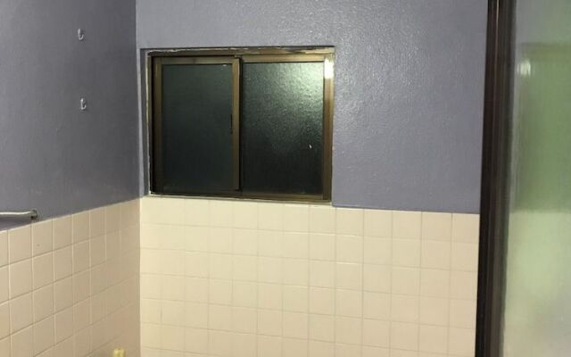 Guest House Long Island - Hostel