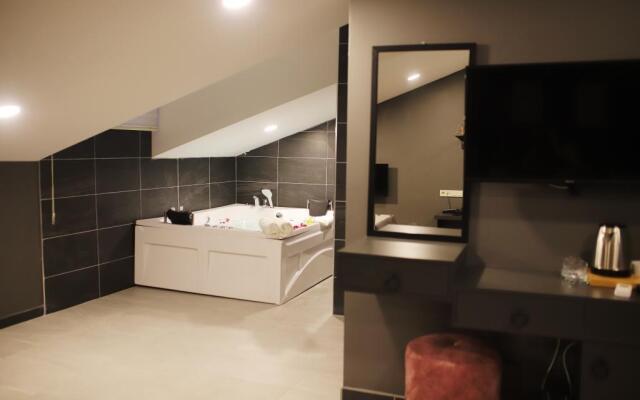 One Day Suit Hotel