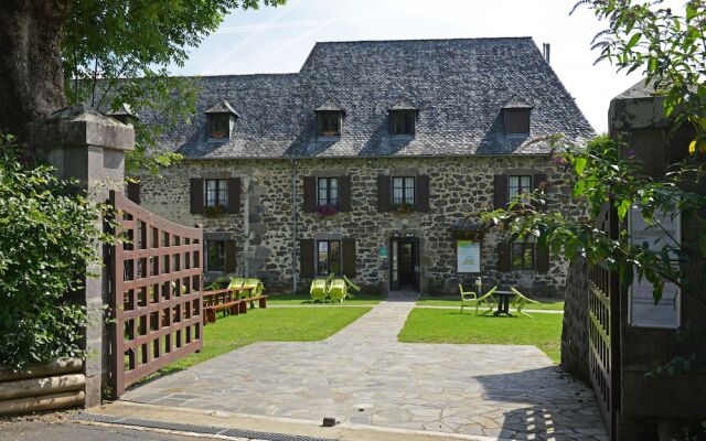 Azureva Brommat En Carladez