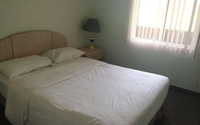 Shemron Suites Hotel