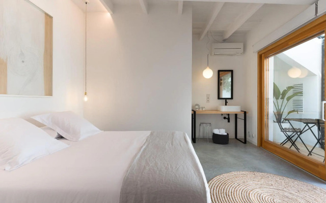 Sodium Hotel Boutique