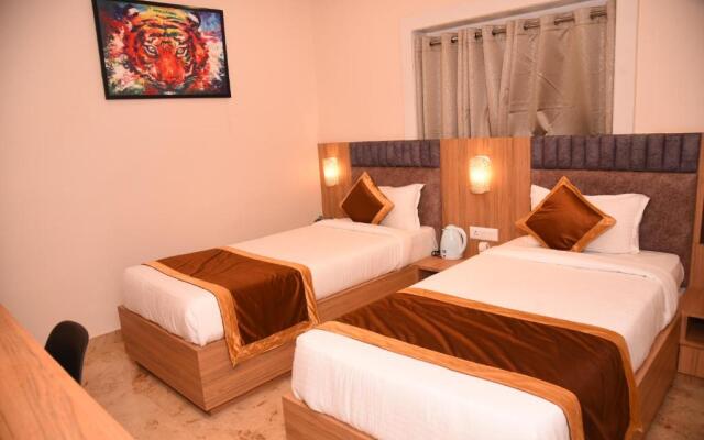 Hotel Ekta International