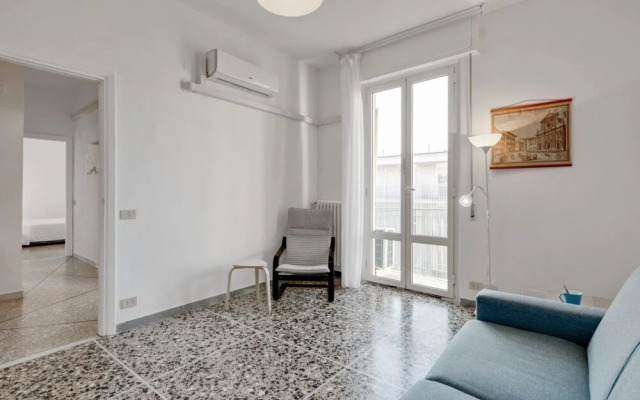 Lulli Cozy Apartment with Balcony